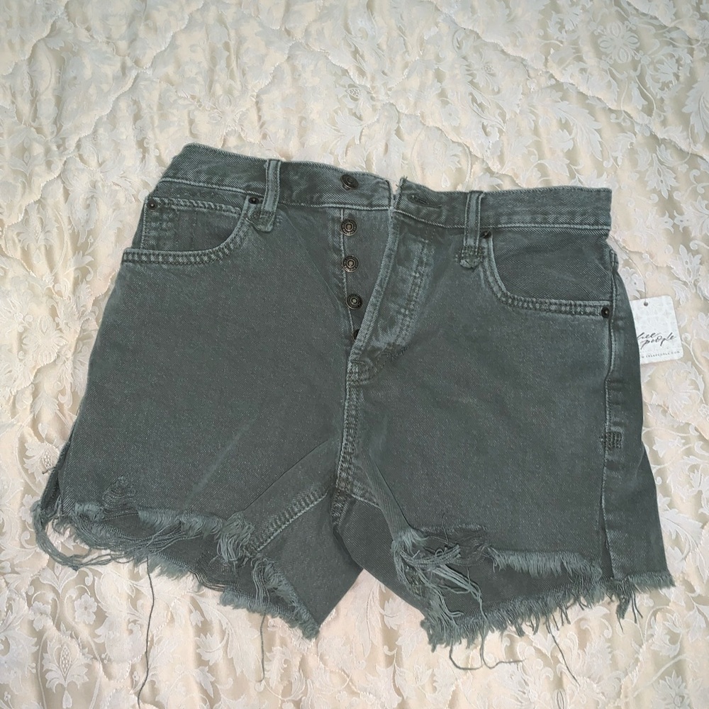 We the free free‎ people makai green denim jean shorts size 26 inch waist